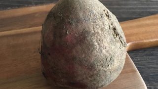 ビーツ（赤白） red and white beetroot